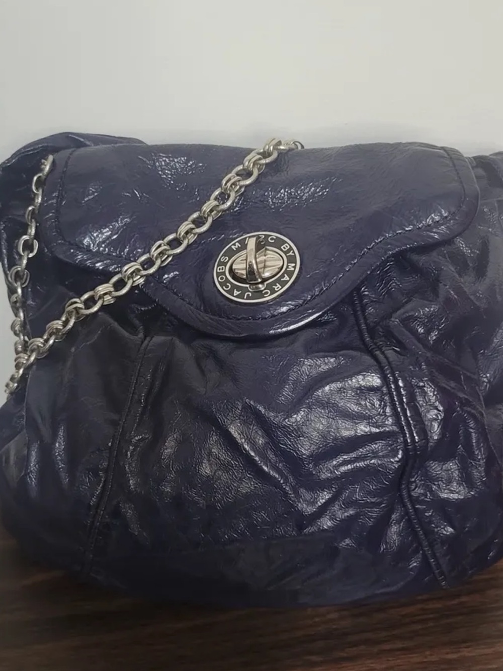 Marc by Marc Jacobs Turnlock Chain Blue Patent Crinkled Leather Shoulder Hobo